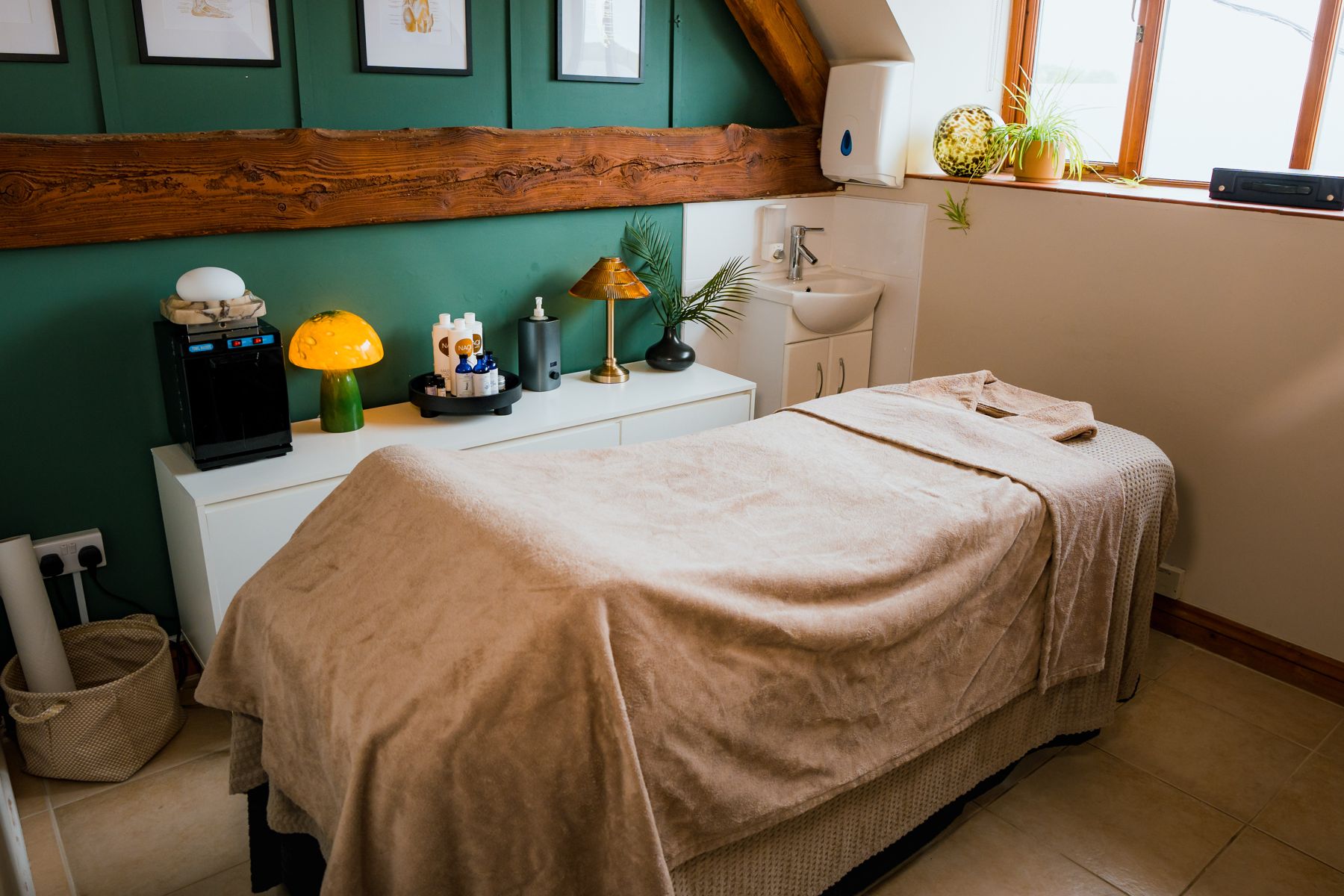 The treatment room at Oldwick Farm